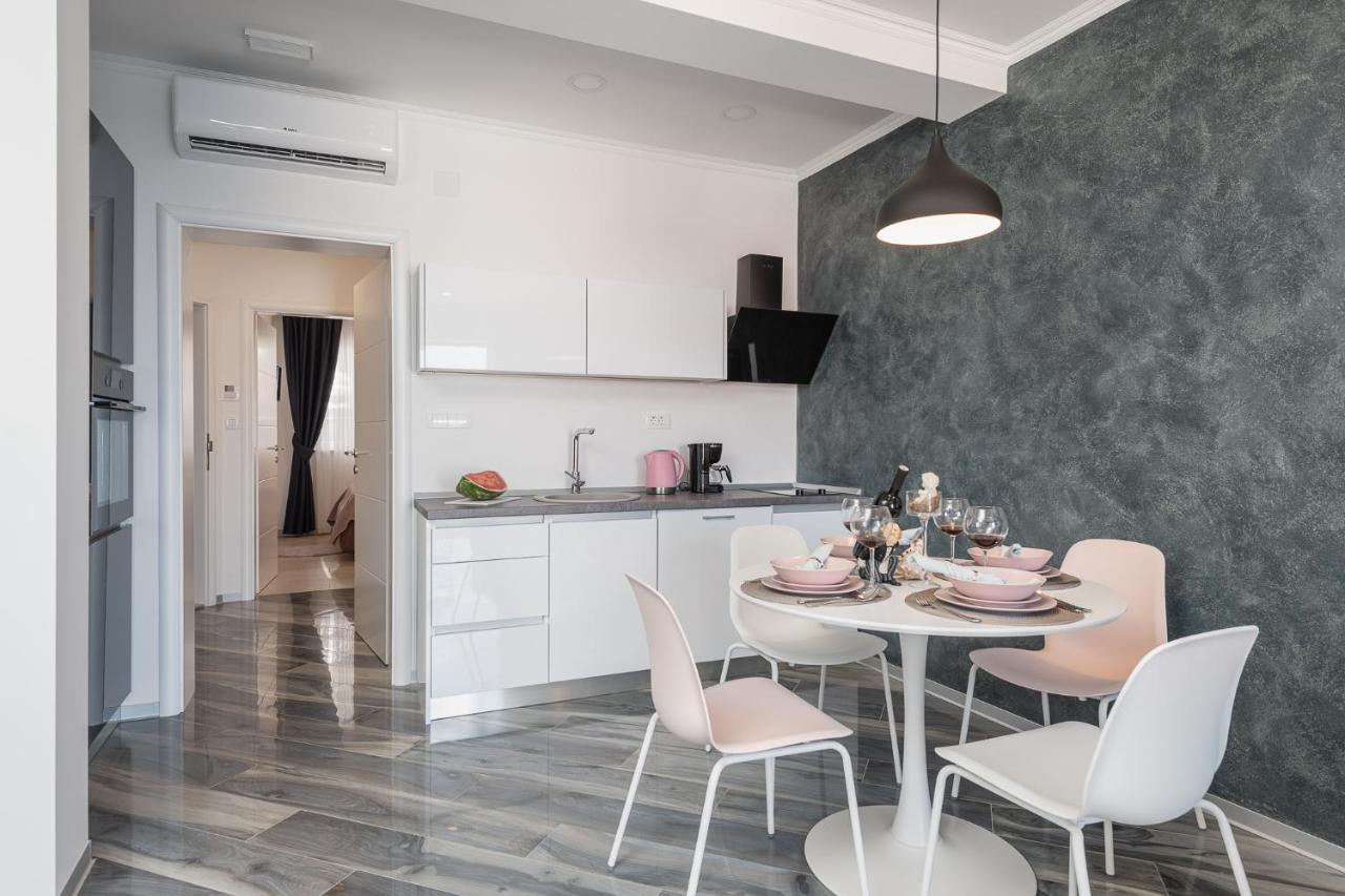 Apartments Cosmopolit Cavtat Ngoại thất bức ảnh